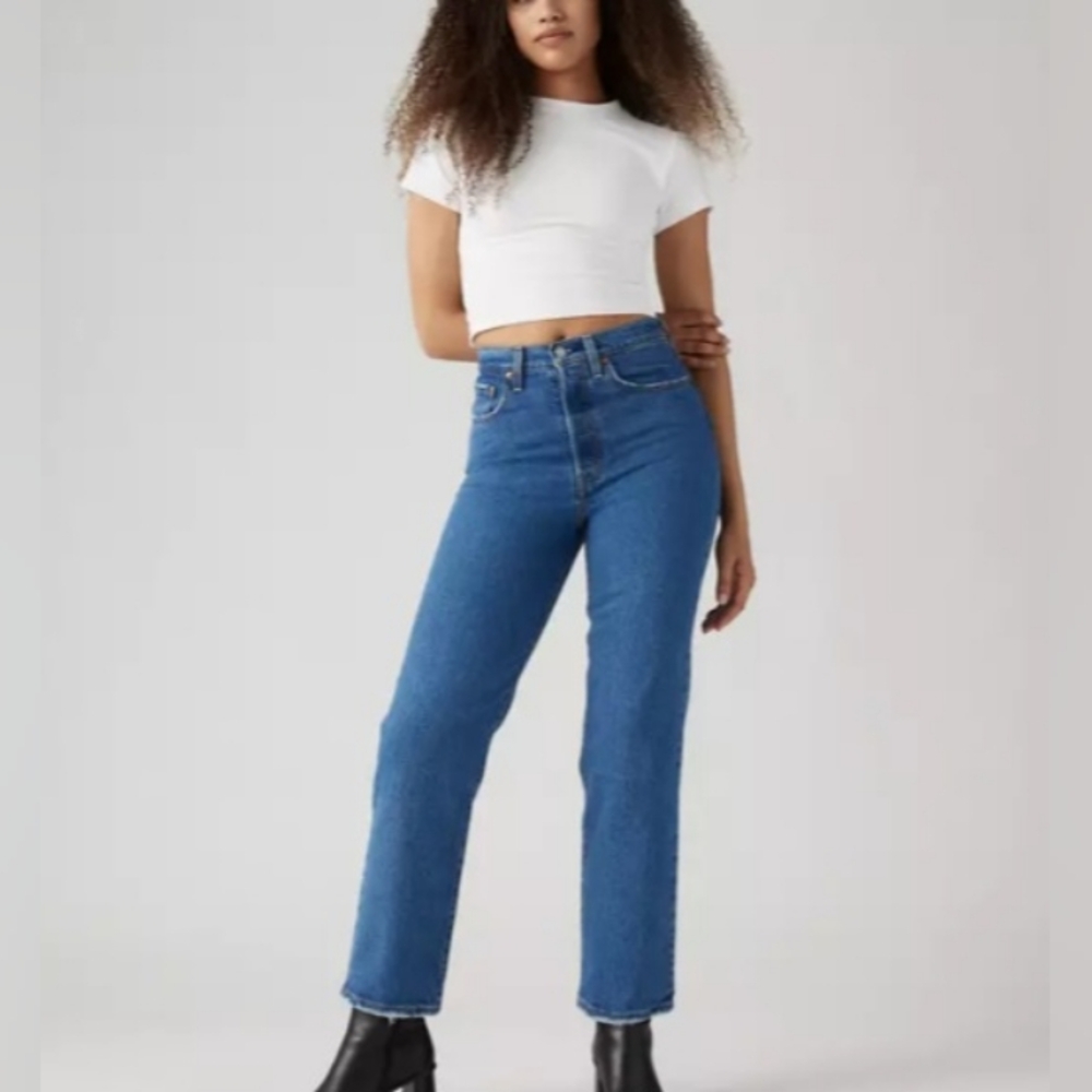 LEVI’S Ribcage Straight Denim Jean Jeans 26 Button Fly High Rise
